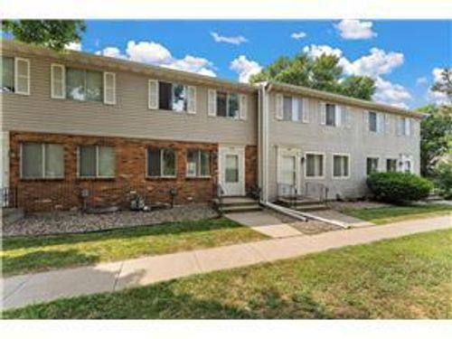 6357 15th St N, Oakdale, MN, 55128-4205 | Card Image