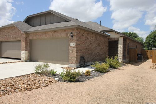 1231 Old Fm 306, New Braunfels, TX, 78130-3052 | Card Image