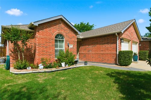 1111 Partridge Dr, Aubrey, TX, 76227-7504 | Card Image