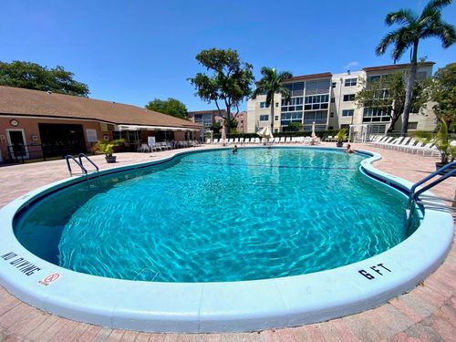 217-2841 Somerset Drive, Lauderdale Lakes, FL, 33311 | Card Image