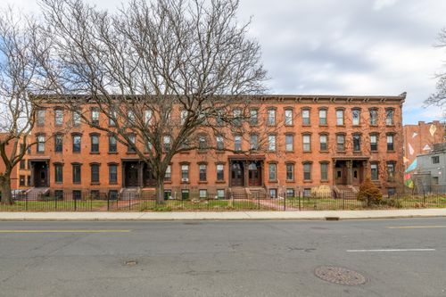a-58 Buckingham St, Hartford, CT, 06106-1701 | Card Image