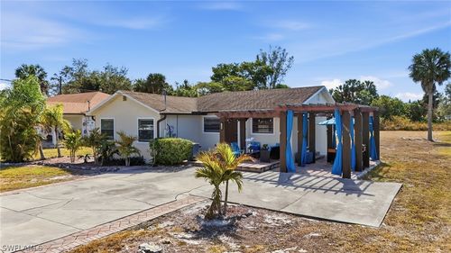 11380 Dean St, BONITA SPRINGS, FL, 34135-5915 | Card Image