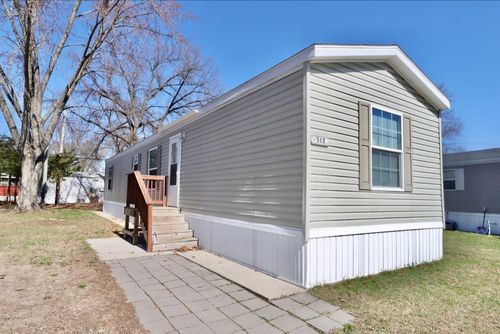 666 S Bluff #512 Street, South Beloit, IL, 61080 | Card Image