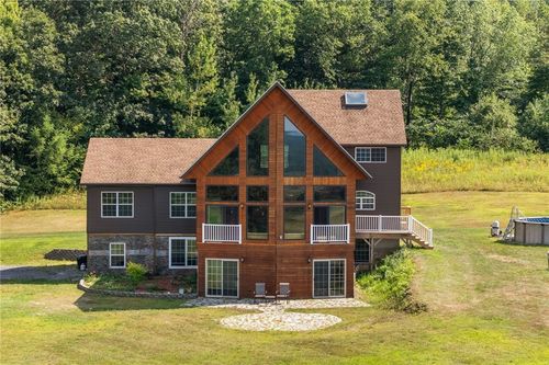 94 Ringwood Rd, Freeville, NY, 13068-5604 | Card Image