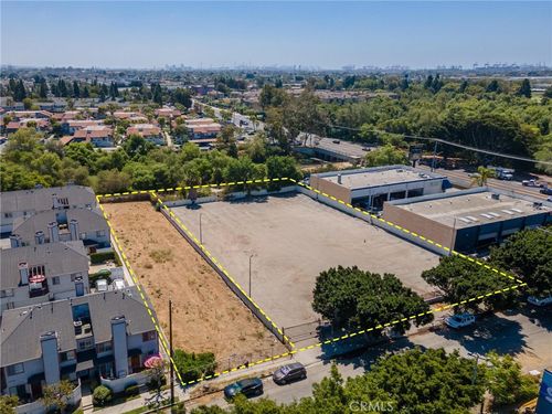 25530 Dodge Ave, Harbor City, CA, 90710-3107 | Card Image