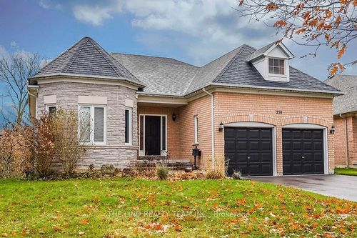 238 Deerglen Terr, Aurora, ON, L4G6Y6 | Card Image