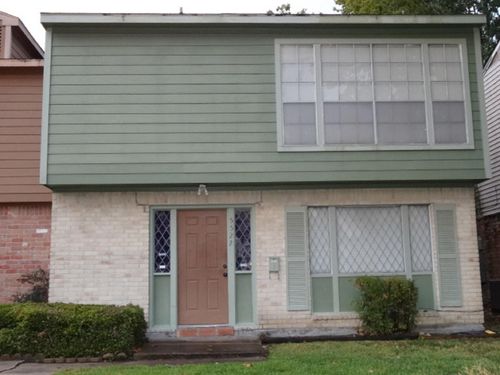 5522 Deep Forest Dr, Houston, TX, 77092-2328 | Card Image