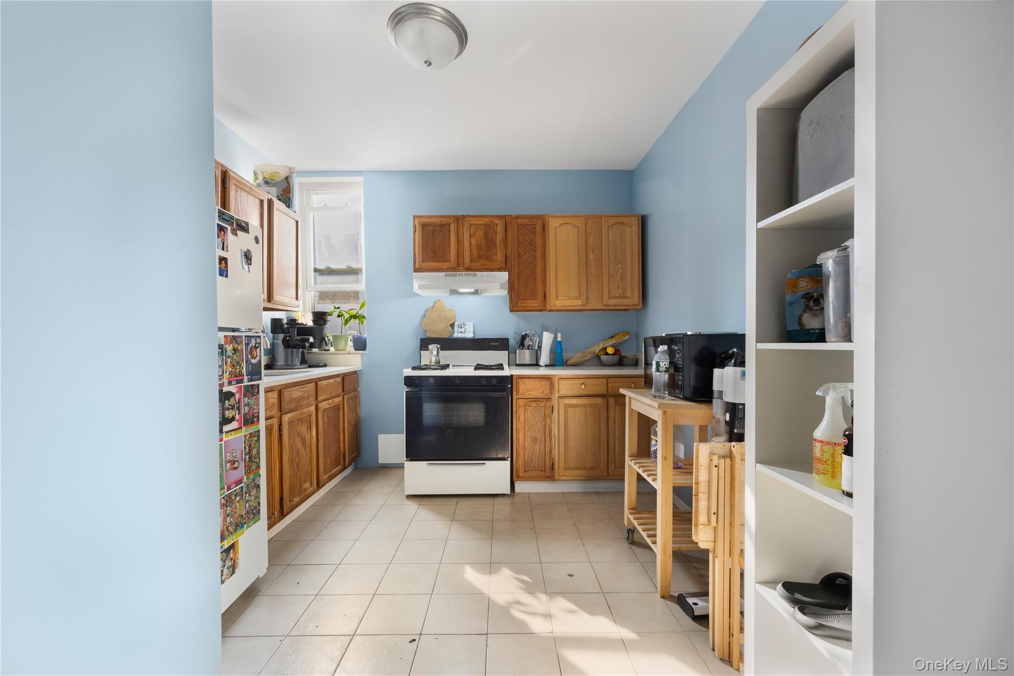 Commercial Sale in New York 2