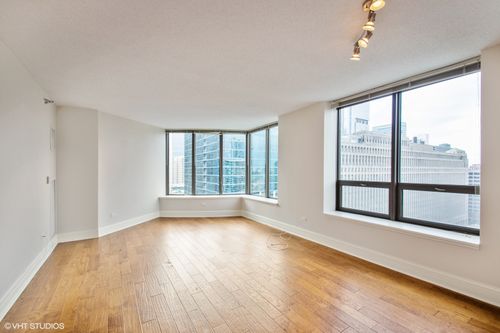 apt-2108-400 N La Salle Dr, Chicago, IL, 60654-8528 | Card Image