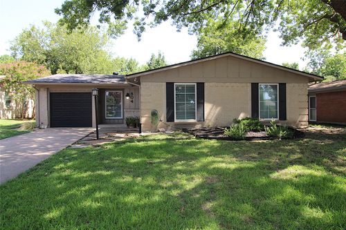 804 Wateka Way, Richardson, TX, 75080-4013 | Card Image