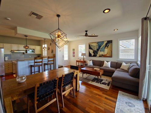 33-27 Kuinehe Pl, Makawao, HI, 96768-8285 | Card Image