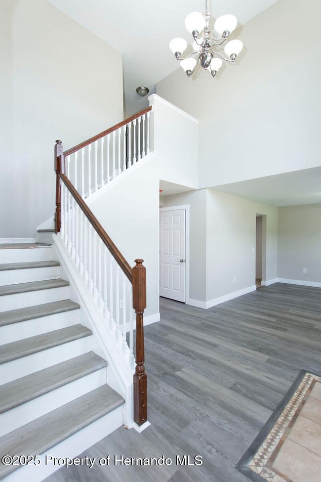 10386 Norvell Rd, House other with 3 bedrooms, 2 bathrooms and null parking in Spring Hill FL | Image 8