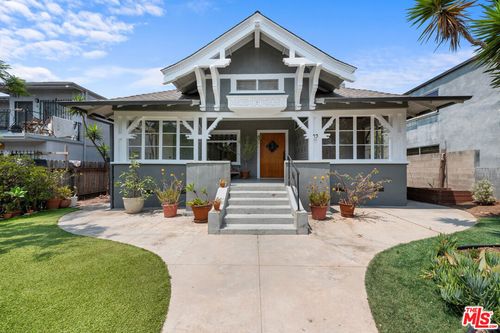 45 Breeze Ave, Venice, CA, 90291-2203 | Card Image