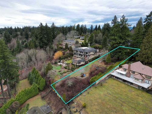 13778 56 Ave, Surrey, BC, V3X2Z8 | Card Image