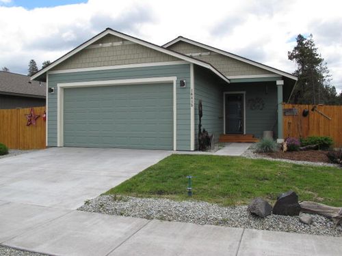 16415 Bassett Dr, La Pine, OR, 97739-7534 | Card Image