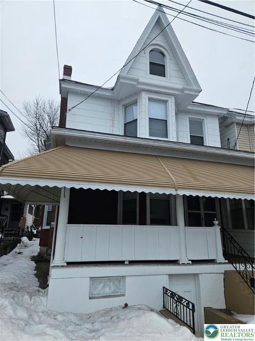 356 W Bertsch St, LANSFORD, PA, 18232-1807 | Card Image