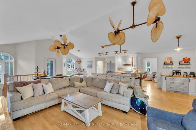 220 Garfield St, House other with 4 bedrooms, 3 bathrooms and 8 parking in Gananoque ON | Image 10