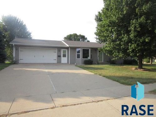 400 Ruth St Street, Yankton, SD, 57078 | Card Image