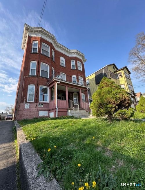 38-40 Brown St, Hartford, CT, 06114 | Card Image