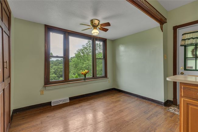 Amazing treetop views from kitchen window | Image 14