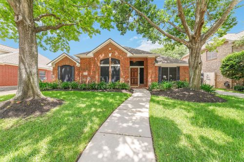 9835 Bestin Ln, Houston, TX, 77065-4048 | Card Image