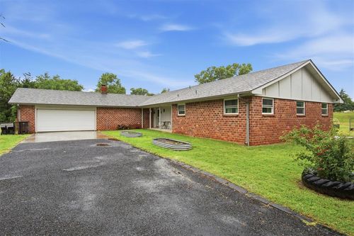 1452 Woodcrest Drive, Harrah, OK, 73045 | Card Image