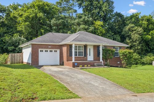 962 Russet Dr, Clarksville, TN, 37040-5182 | Card Image