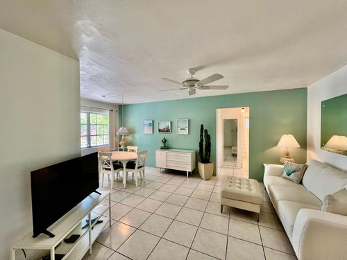 apt-7-707 S 19th Ave, Hollywood, FL, 33020-5400 | Card Image