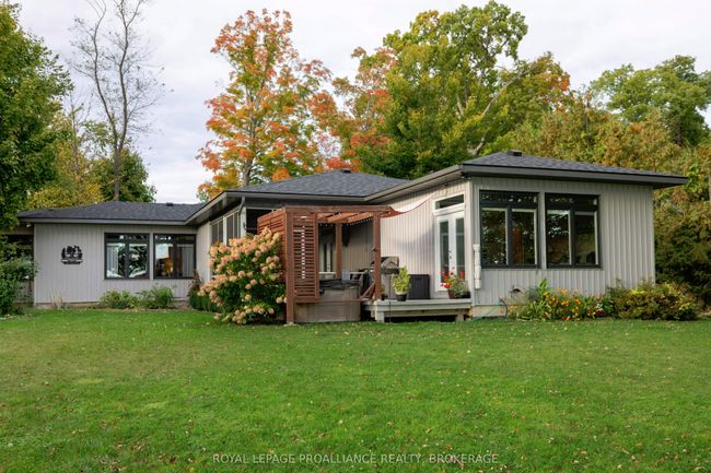 51 Applewood Cove, House other with 3 bedrooms, 2 bathrooms and 8 parking in Bath ON | Image 32
