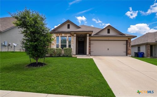 818 Stockdale Rd, Copperas Cove, TX, 76522-4464 | Card Image