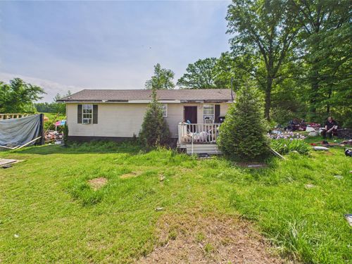 977 County Road 112, Florence, AL, 35633-2672 | Card Image