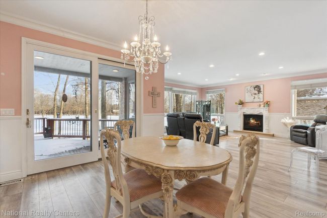 Breakfast Nook | Image 11