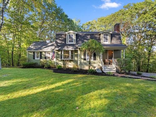 81 Dodge Rd, Sutton, MA, 01590-3838 | Card Image