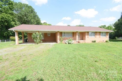 4099 Shenandoah Dr Sw, Concord, NC, 28027-0426 | Card Image