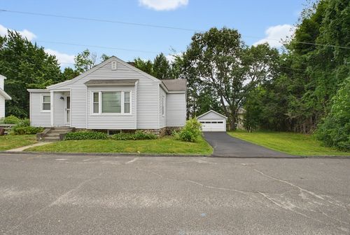17 Reynolds St, Worcester, MA, 01606-1064 | Card Image