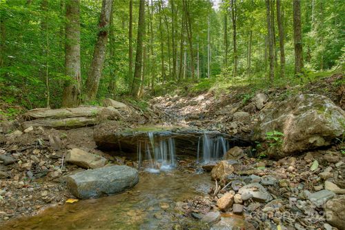 000 Shadowood Dr, Spruce Pine, NC, 28777 | Card Image