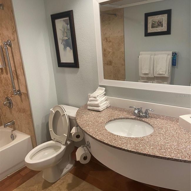 4246 - 5500 Gulf Blvd, Condo with 2 bedrooms, 2 bathrooms and null parking in ST PETE BEACH FL | Image 12