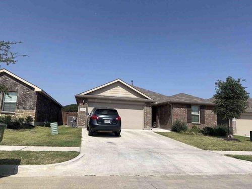 545 Bronze Cir W, Springtown, TX, 76082-2685 | Card Image
