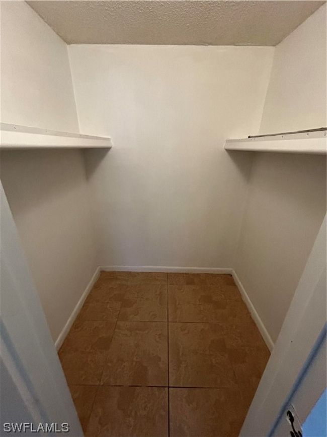 APT-107 - 3704 Broadway, Condo with 2 bedrooms, 1 bathrooms and null parking in FORT MYERS FL | Image 6