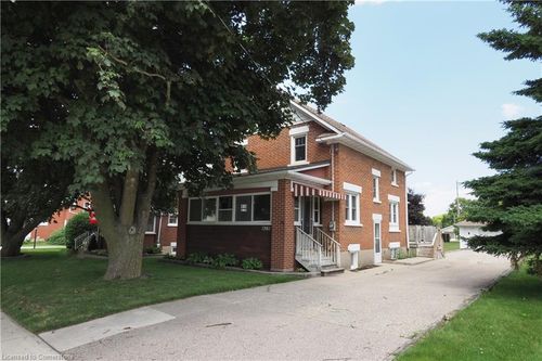 1292 King St N, Saint Jacobs, ON, N0B2N0 | Card Image