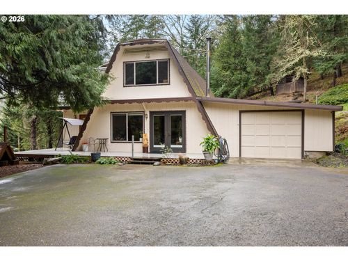 405 Loredo Dr, Roseburg, OR, 97471-8218 | Card Image