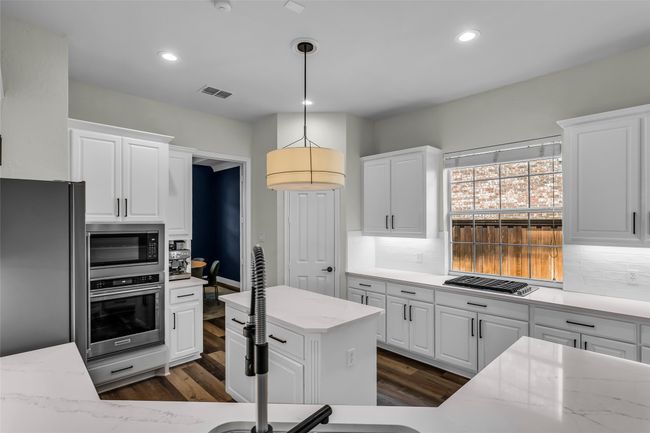 Stainless Steel Appliances! | Image 10