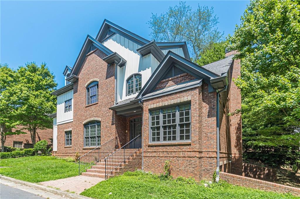 Darlington Commons Ct, Atlanta, GA 30305