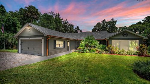 402 Lake St, UMATILLA, FL, 32784-8328 | Card Image