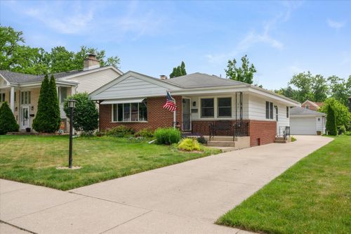 551 S Poplar Avenue, Elmhurst, IL, 60126 | Card Image