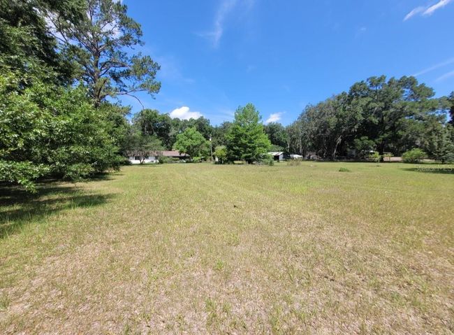 13385 Ne 10 Th Ct, House other with 3 bedrooms, 2 bathrooms and null parking in CITRA FL | Image 4
