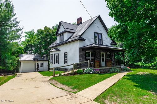 305 W Main St, Holmesville, OH, 44633 | Card Image