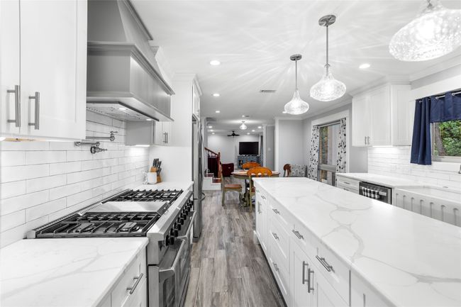 3905 Shady Creek Dr, House other with 4 bedrooms, 3 bathrooms and null parking in Euless TX | Image 5