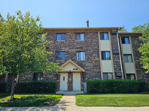 apt-4-12 Parkside Ct, Vernon Hills, IL, 60061-1182 | Card Image