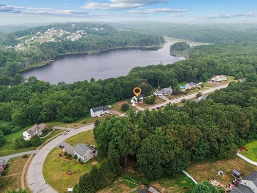 11 Valley View Cir, Rutland, MA, 01543-1374 | Card Image